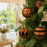 Bolas de Natal pintados à mão de castanha (8cm)