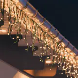 240 LED Luzes de gelo brancas quentes solares (7.8m)