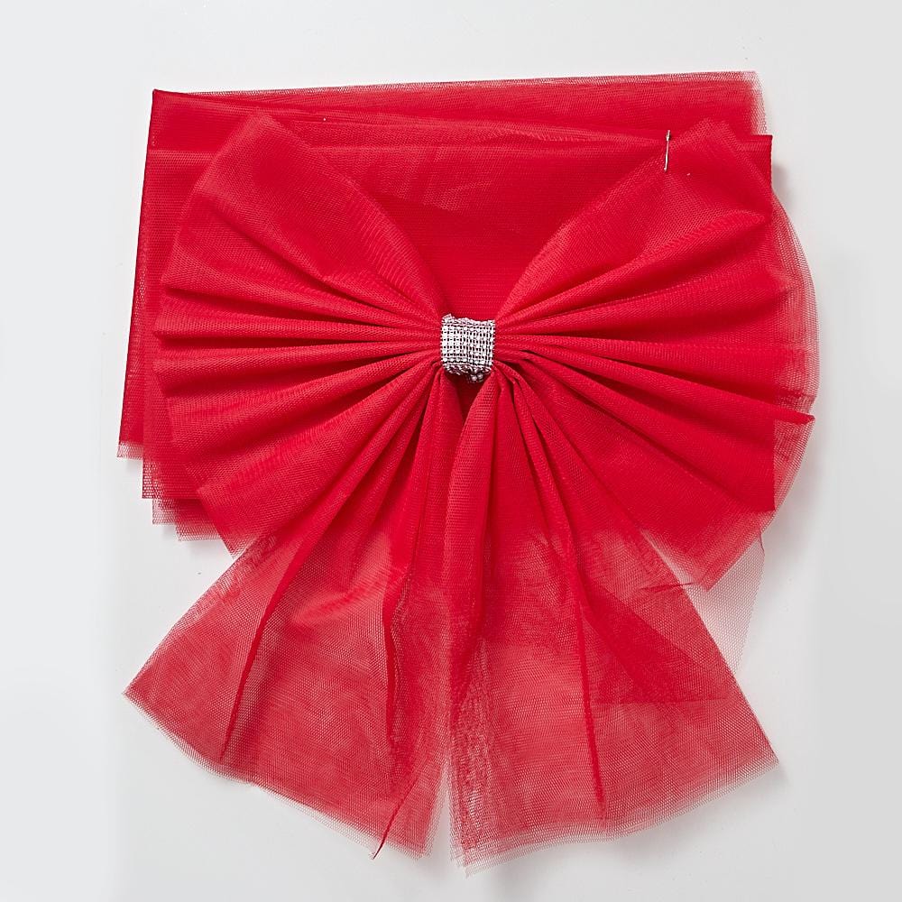 Laço de porta vermelho com faixa